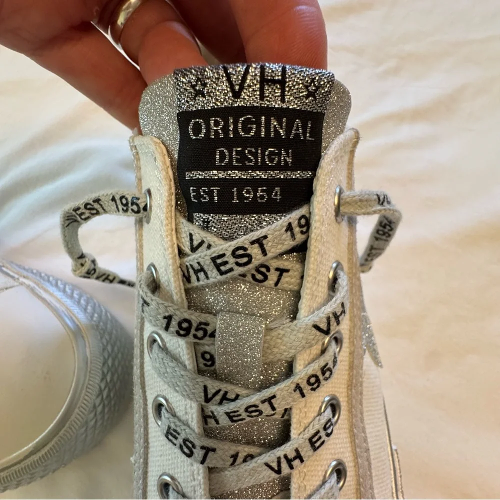 Vintage VH EST 1954 Havana Shoes Originals Design Glitter Star White Size 8